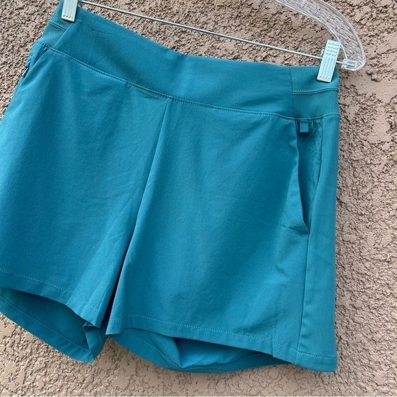 Athleta Short Pants Size 8 Womens Casual Athleisure Wear - Picture 5 of 15